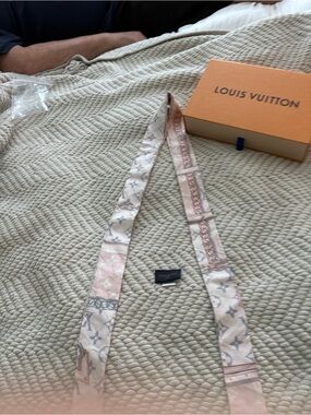 Louis Vuitton Pastel Monogram Twilly - Pink & Light Gray